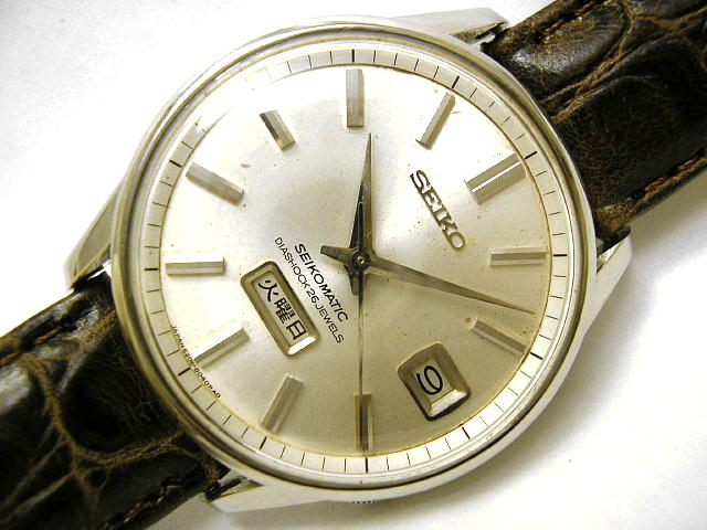 アンティーク腕時計のセイコー・マチック・ウィークデーター・２６石