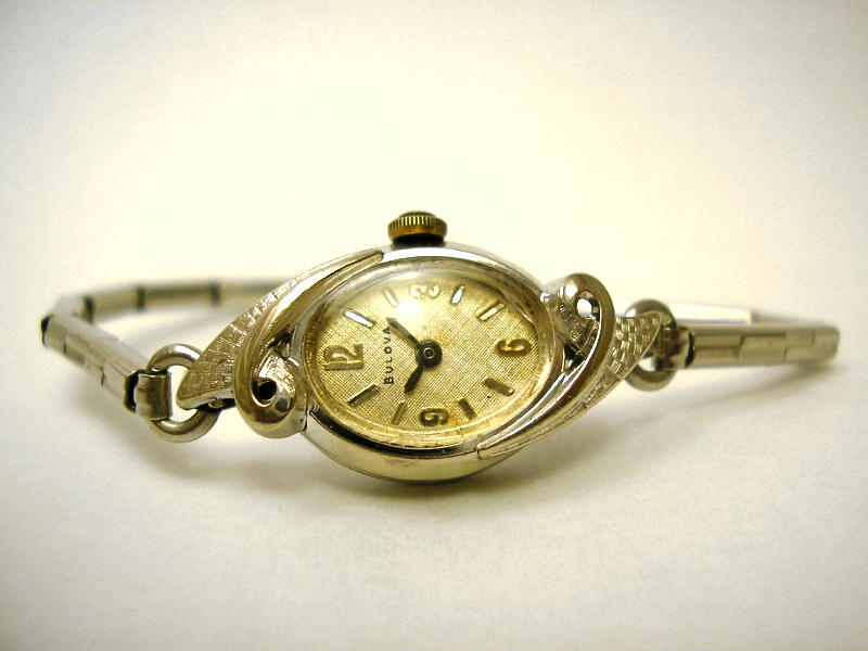 【高級時計ブローバ】 Bulova クォーツ 腕時計 レディース