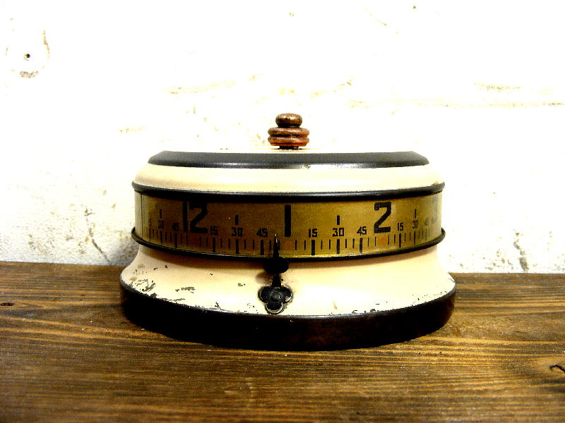 Vintage Lux Tape Measure Clock,ラックス・テープ・メジャー